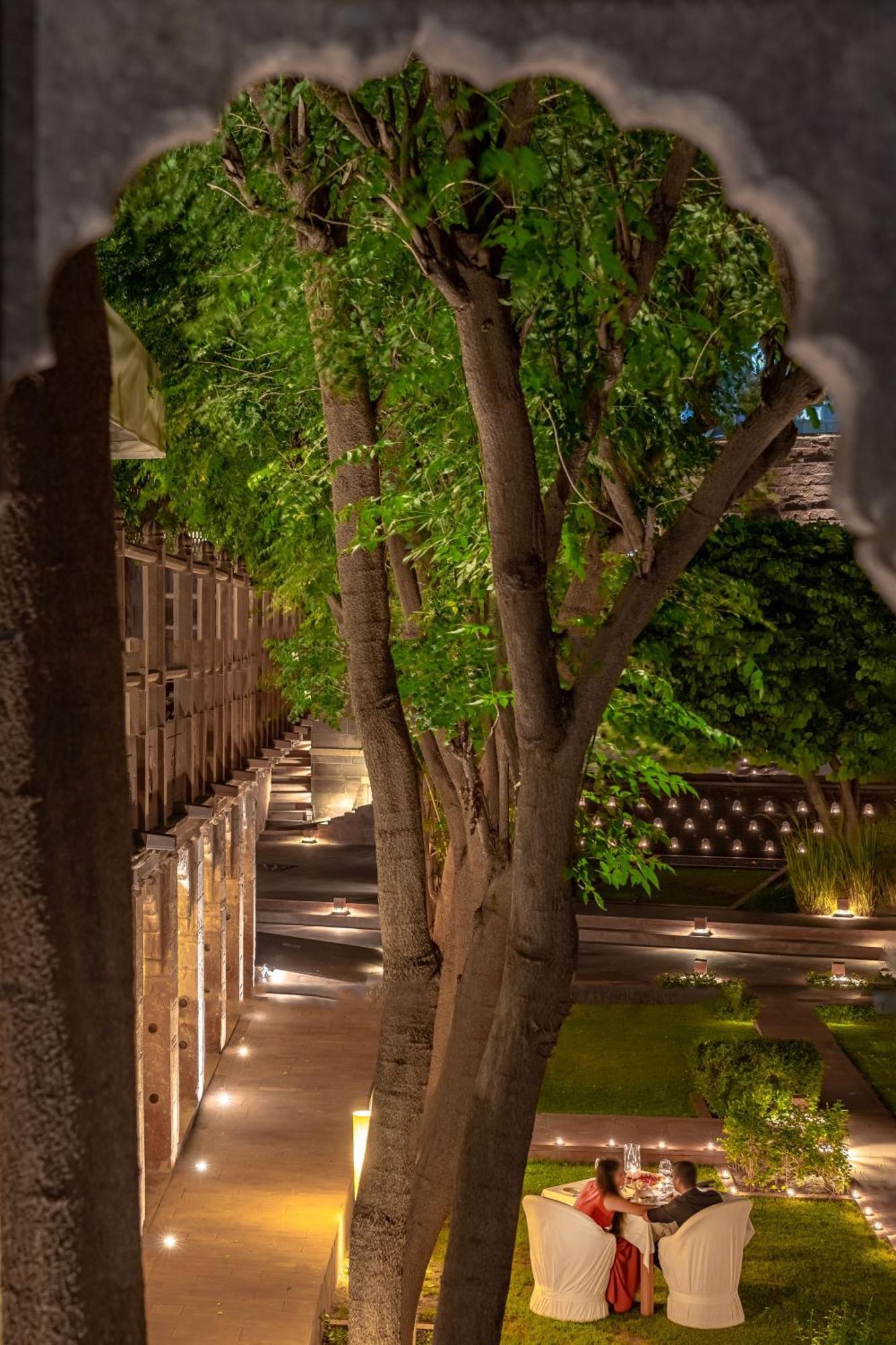 Отель Raas Jodhpur Джодхпур Экстерьер фото
