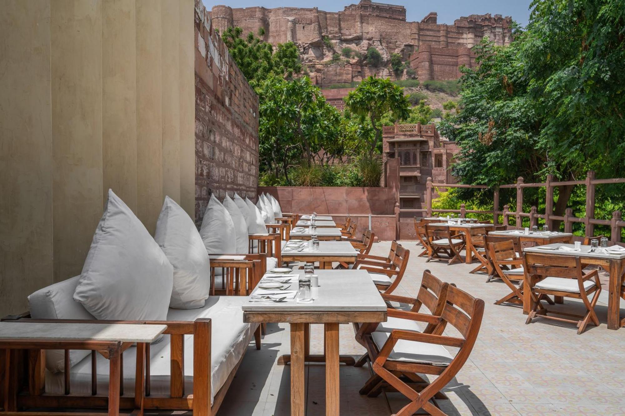 Отель Raas Jodhpur Джодхпур Экстерьер фото