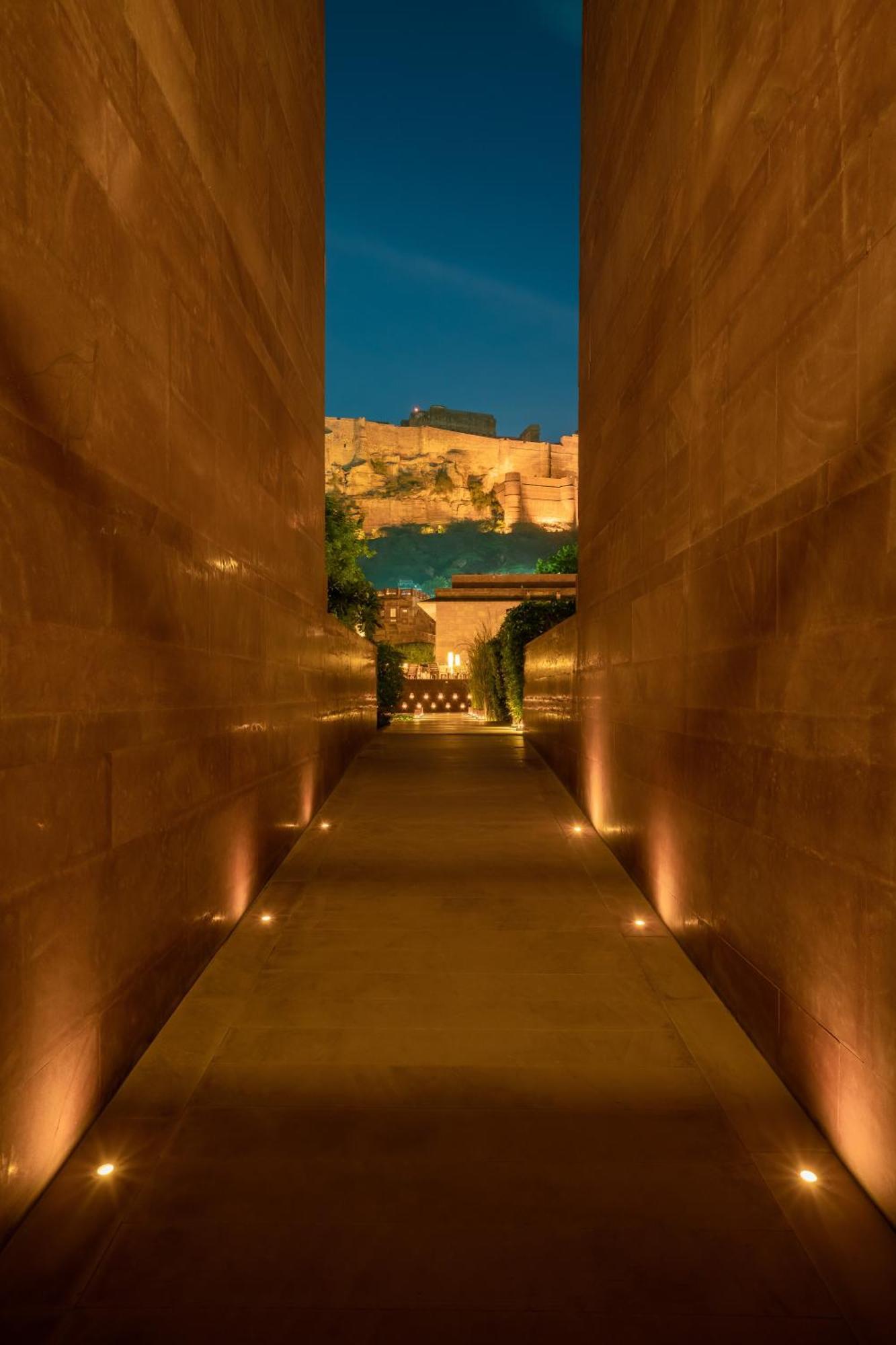 Отель Raas Jodhpur Джодхпур Экстерьер фото