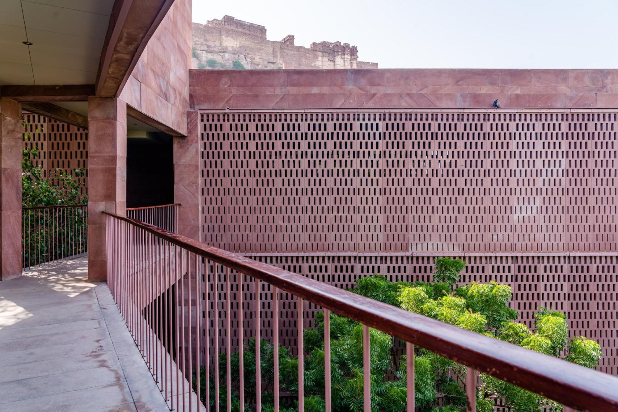 Отель Raas Jodhpur Джодхпур Экстерьер фото